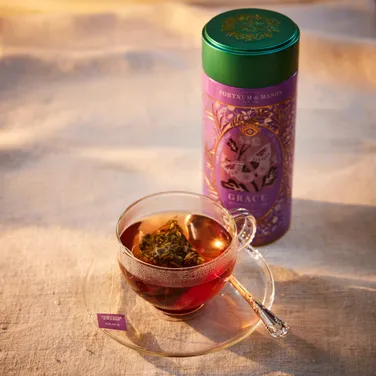 Grace Botanical Infusion Tin, 15 Silky Tea Bags, 37.5g