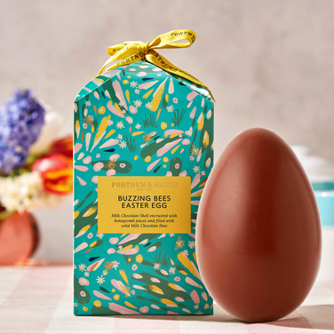 Milk Chocolate Buzzing Bee Honeycomb Easter Egg, 225g