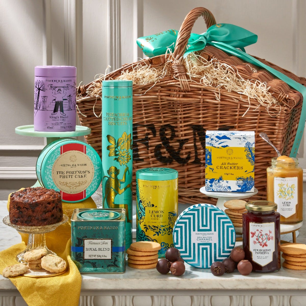 Fortnum and cheap masons hampers