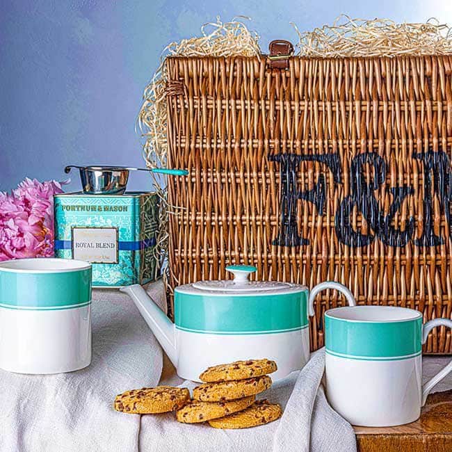 Gifting to worldwide  at Fortnum & Mason