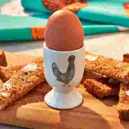 Ever So Easter Tablescaping