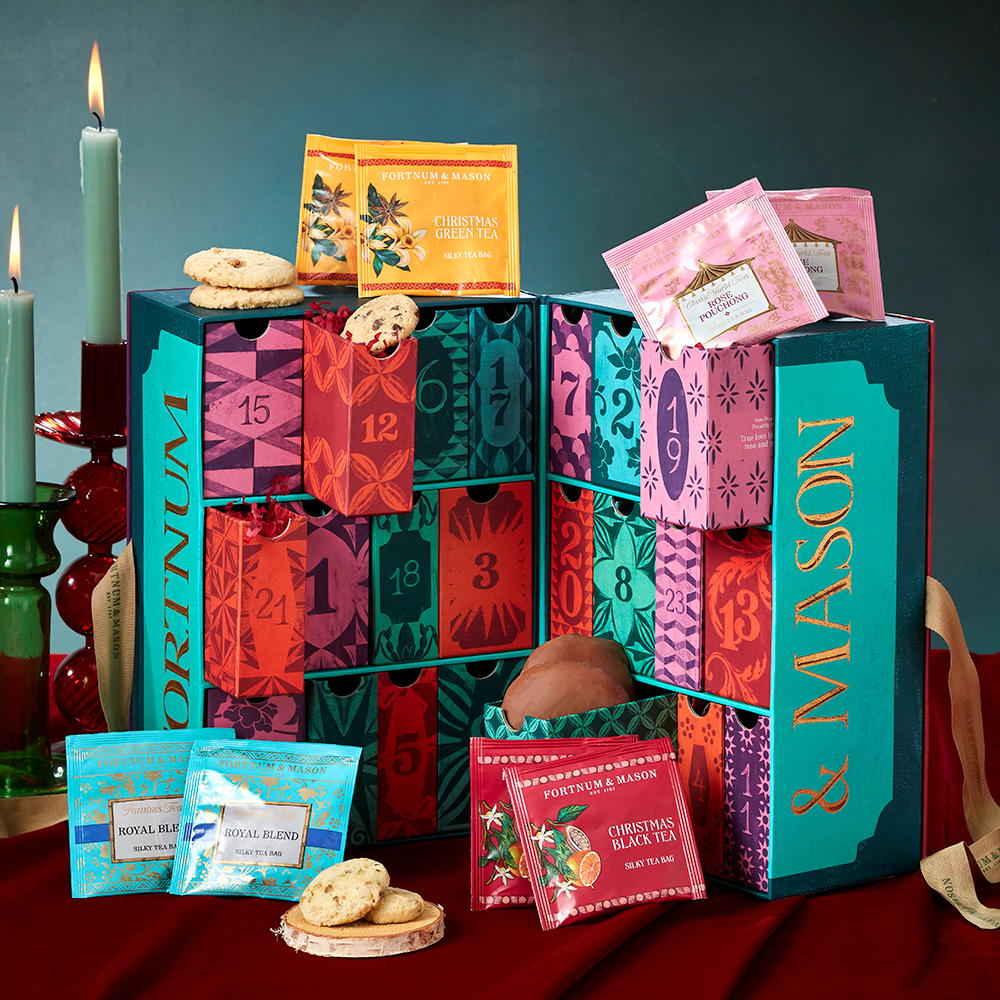 フォートナム&メイソン　アドベントカレンダーFortnum & Mason Fortnum's Christmas Tree Advent Calendar - Advent Alley